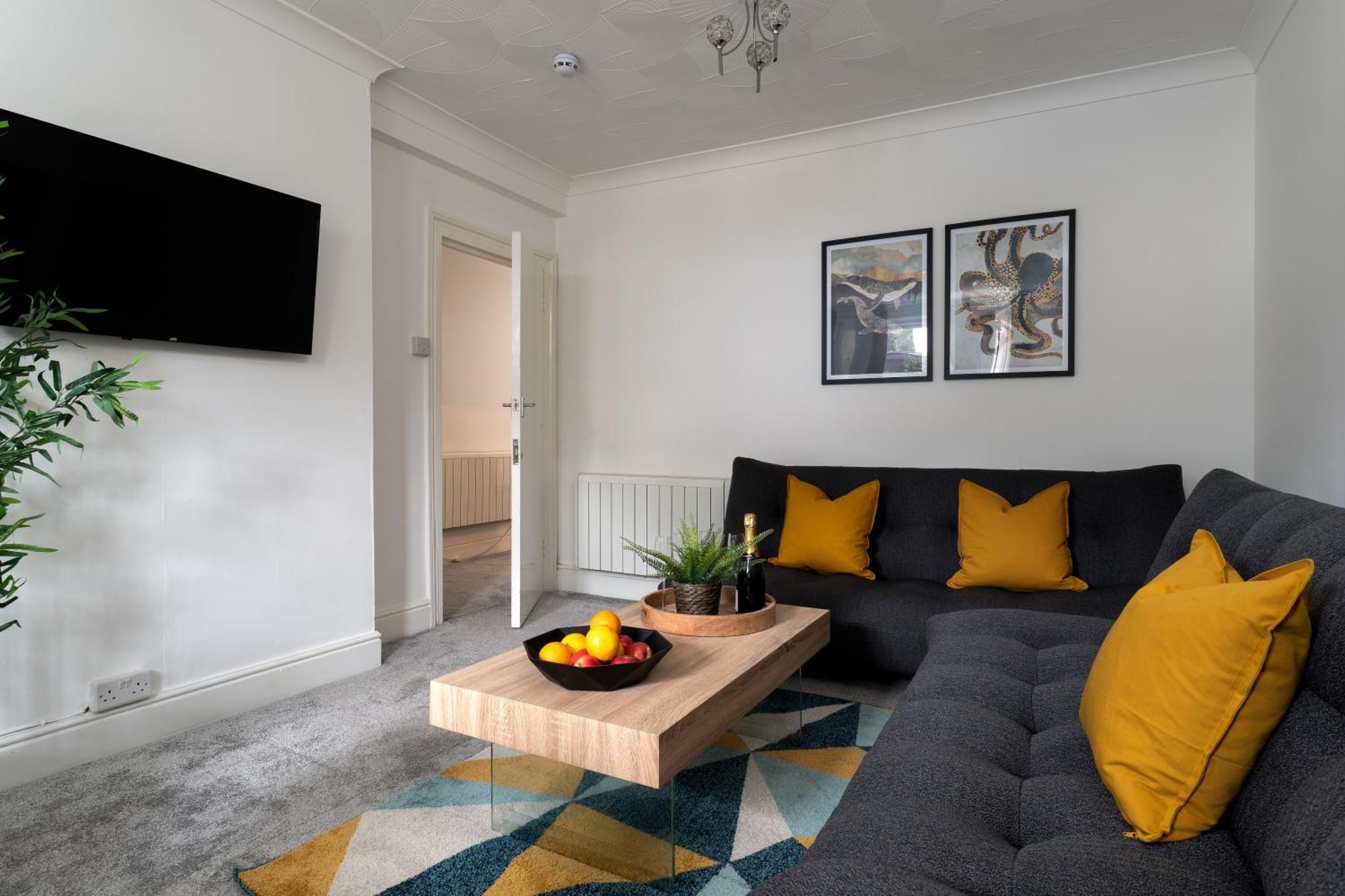 Near Beach, Torquay Heights Modern Apartments, Pet Friendly Room photo